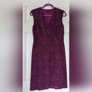 Ann Taylor faux wrap dress size 6 in deep plum and black leopard print